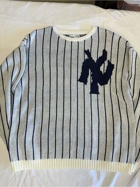 Winston Acrylic Knit Striped Logo Crewneck Pullover Sweater White Navy M
